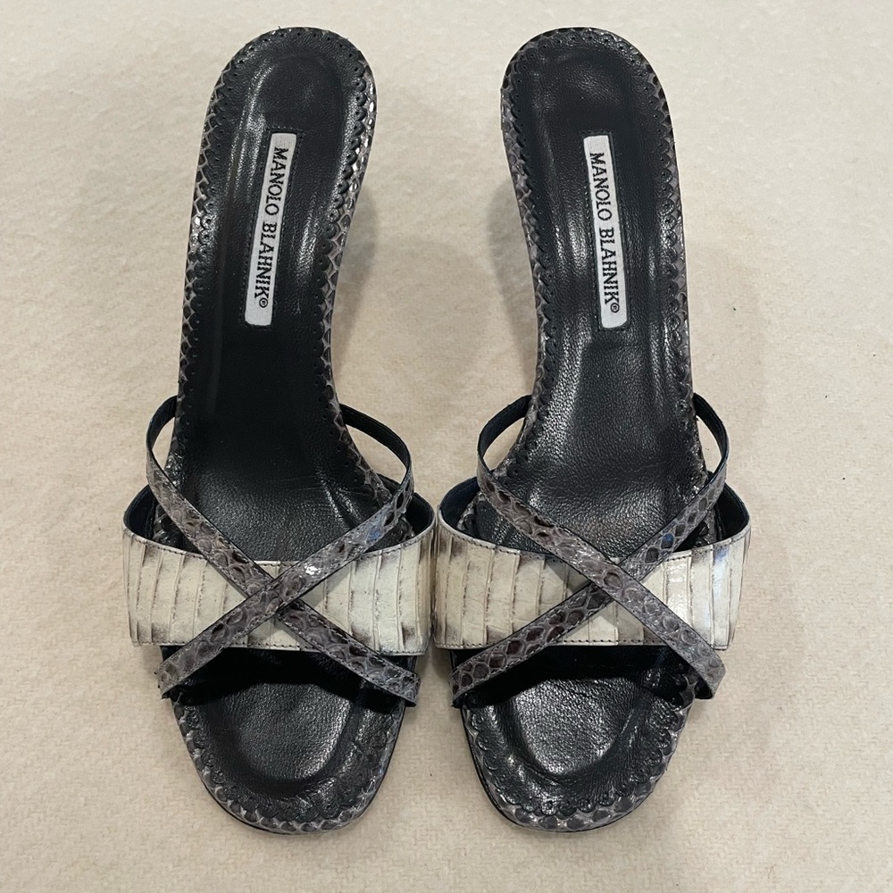 Sexy Manolo Blahnik Slide Heels